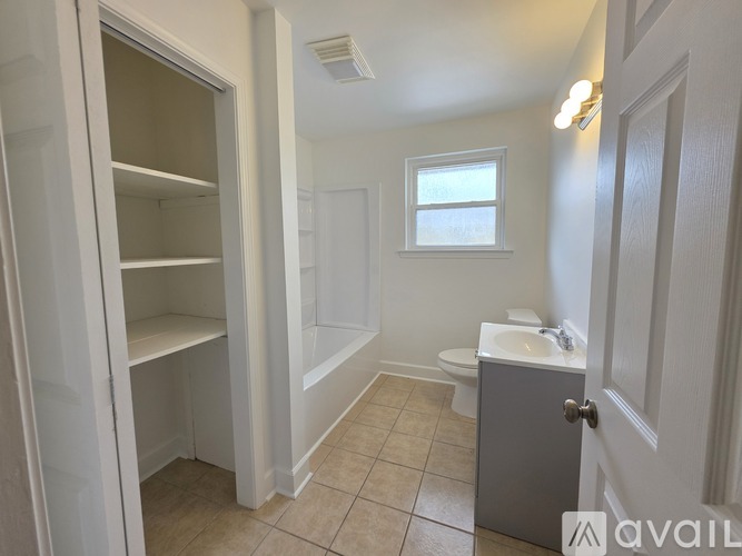 517 Gassen St 2 Beds Apartment for Rent - Photo gallery 5