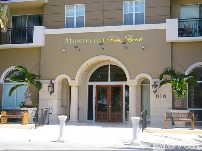 616 Clearwater Park Road 1 Condo for Rent - Photo gallery 1