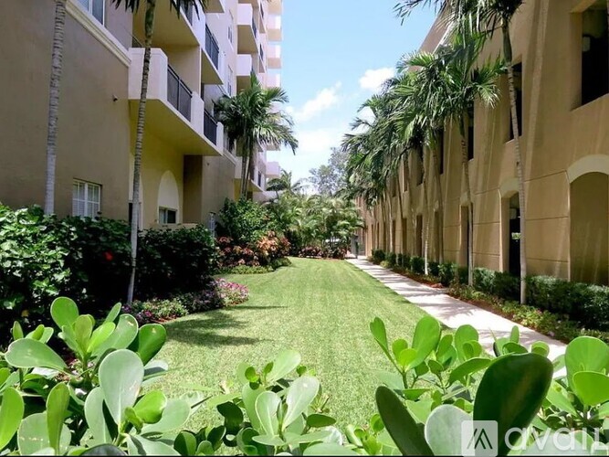 616 Clearwater Park Road 1 Condo for Rent - Photo gallery 4