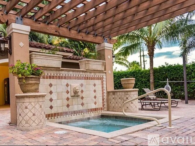 616 Clearwater Park Road 1 Condo for Rent - Photo gallery 5