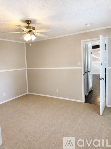 25 Northeast 17th Street 3 Beds Single Family Home for Rent - Photo gallery 3