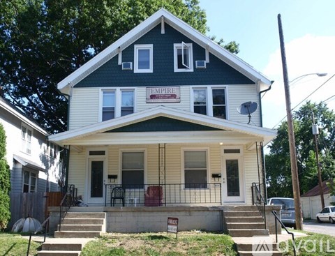 452 Clinton Street 4 Beds Apartment for Rent