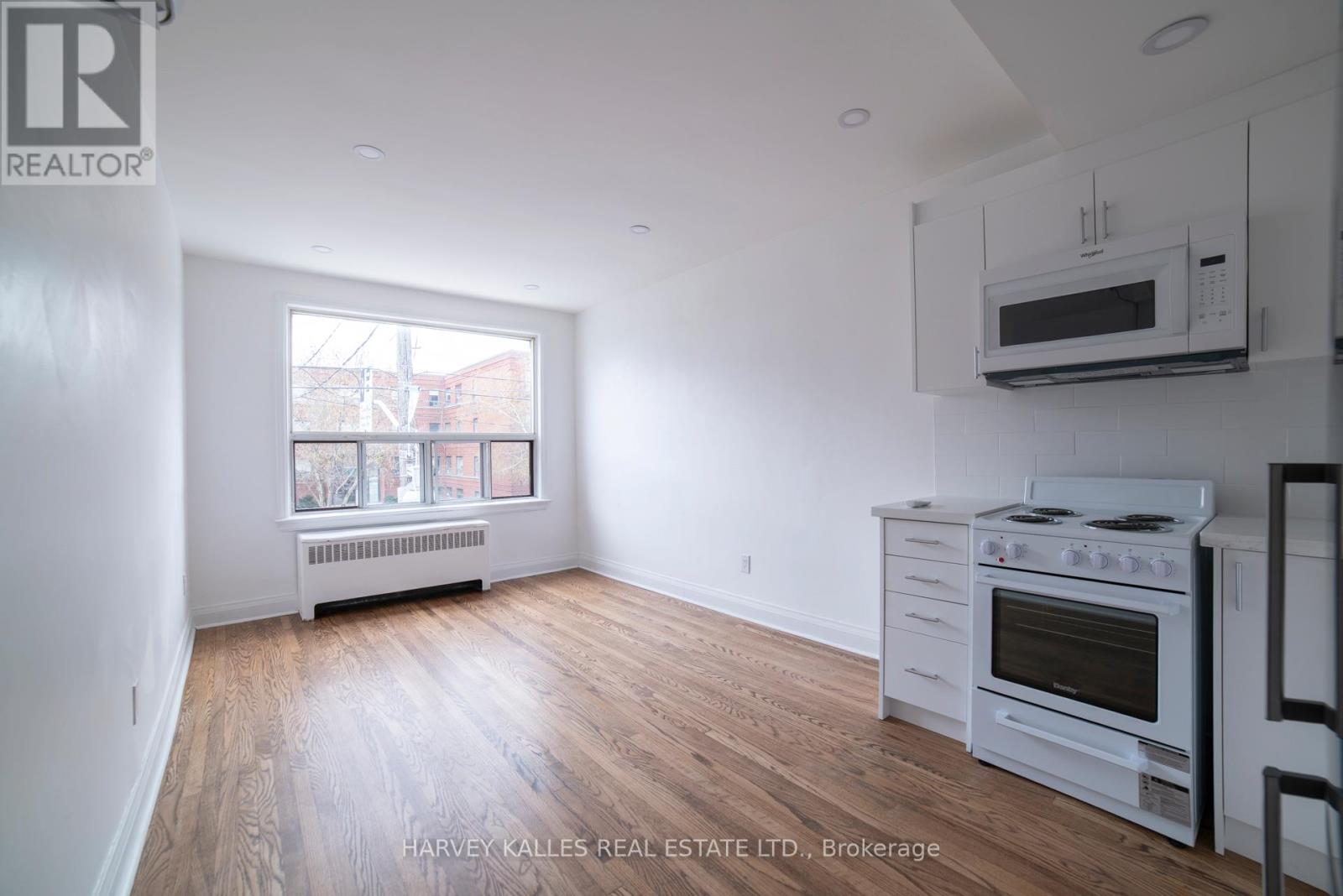 1 - 1980 EGLINTON AVENUE W 2 Beds House for Rent - Photo gallery 2