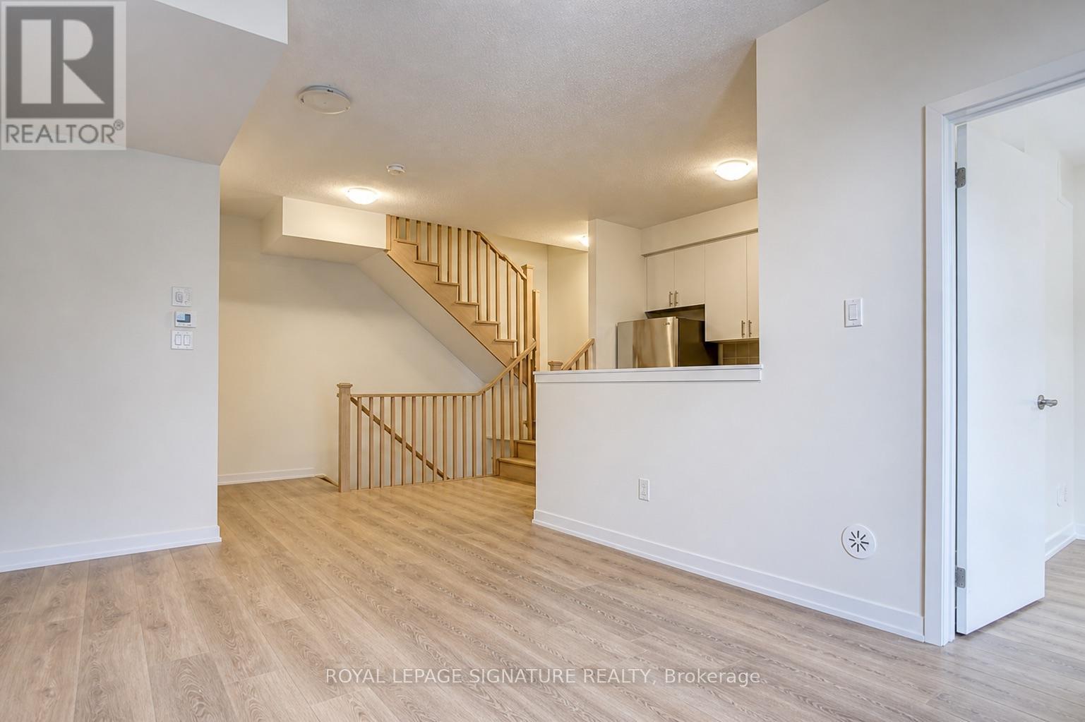 1303 - 1865 PICKERING PARKWAY 3 Beds Condo, Home, Townhouse for Rent - Photo gallery 3