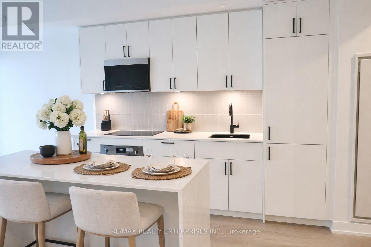 303 - 1660 BLOOR STREET W 2 Beds Apartment, Condo, Home for Rent - Photo gallery 3