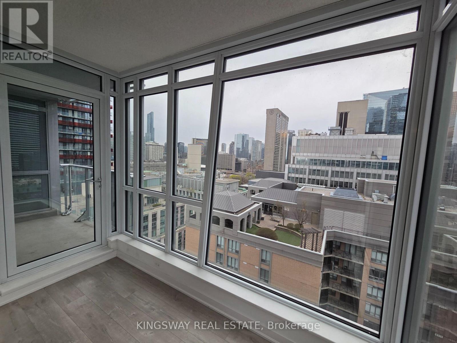 1904 - 199 RICHMOND STREET W 2 Beds Apartment, Condo, Home for Rent - Photo gallery 2