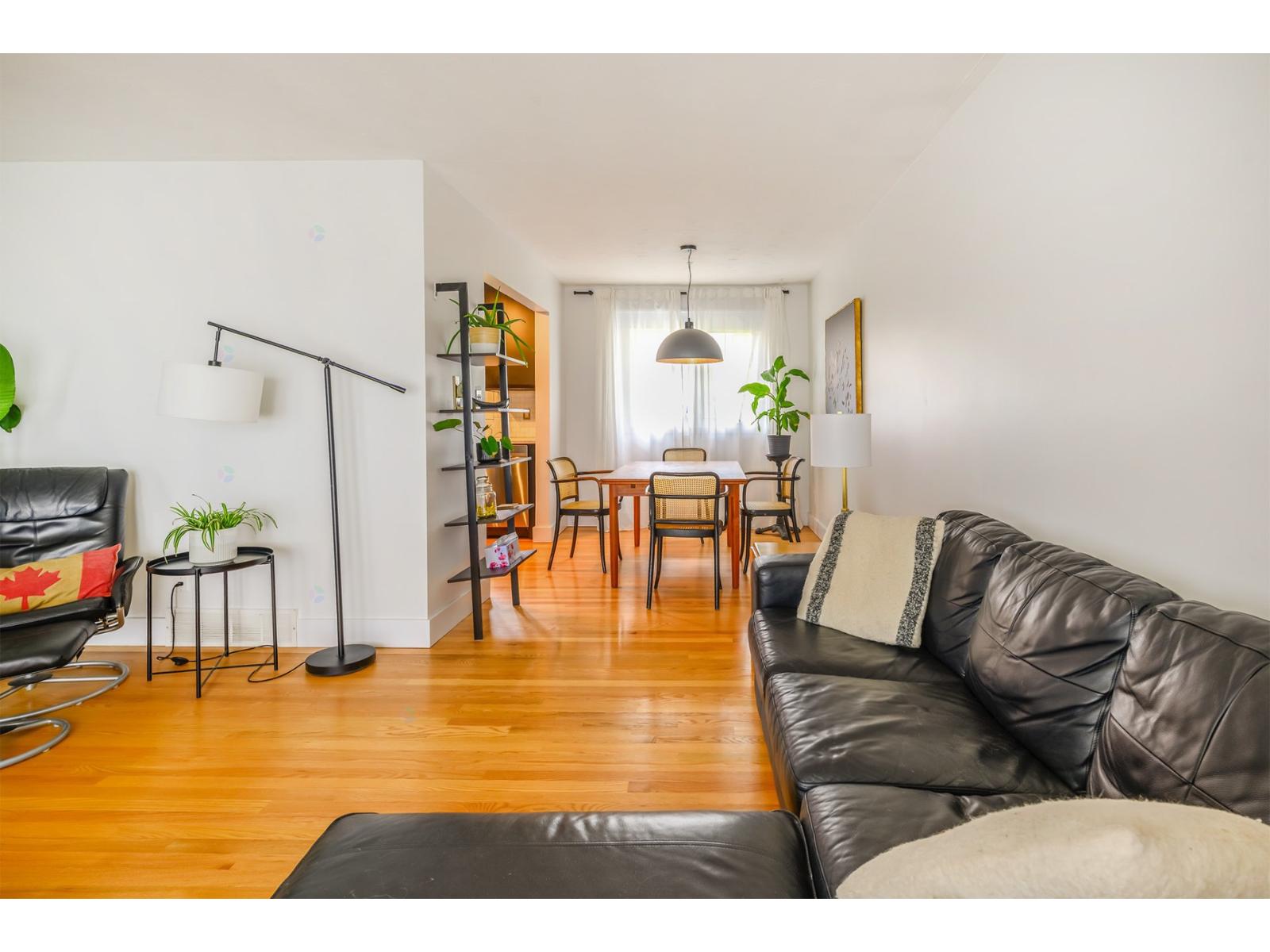 89 Rue d'Auvergne 3 Beds House for Rent - Photo gallery 4