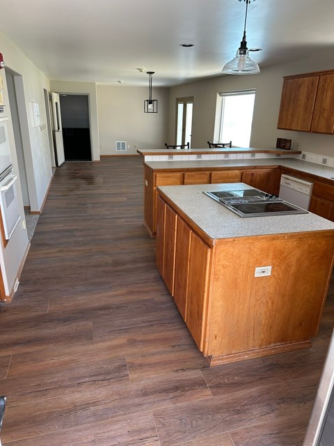 433 Ringhoff Rd 4 Beds Apartment for Rent