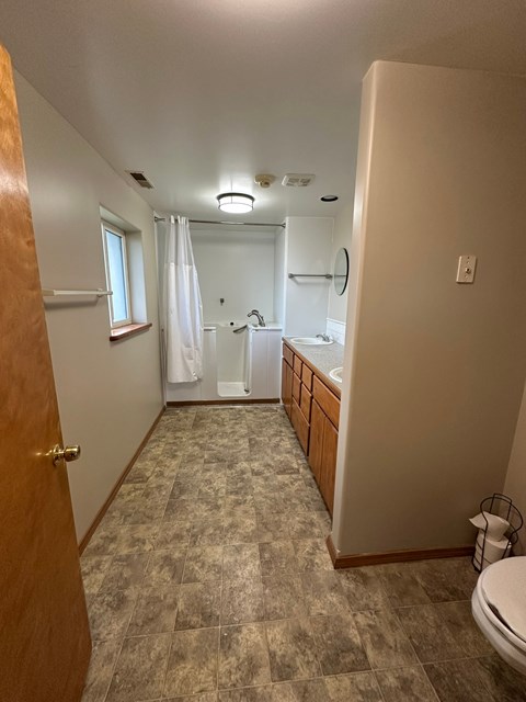 433 Ringhoff Rd 4 Beds Apartment for Rent