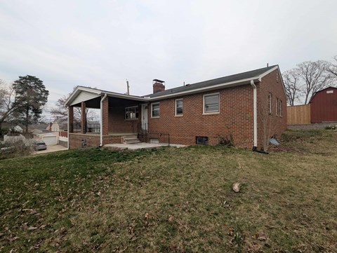 6903 Buchanan Street 3 Beds Apartment for Rent