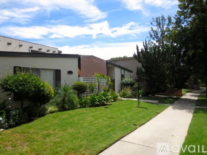 8356 Amigo Ave 2 Beds Apartment for Rent - Photo gallery 2