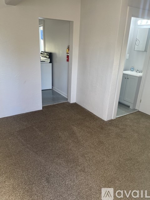 738 West Charles Street 1 Apartment for Rent