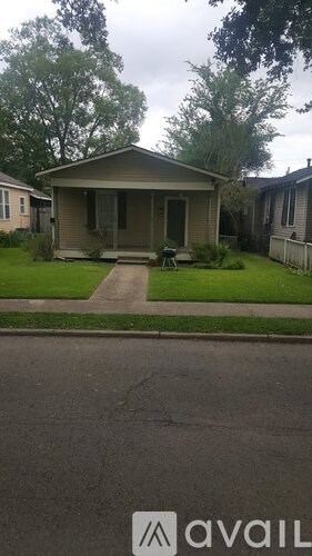 2148 Cherokee St 3 Beds Apartment for Rent