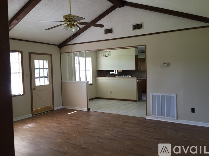 5675 Clint Ln 3 Beds Single Family Home for Rent - Photo gallery 2