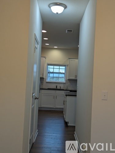 6162 Pembridge Rd 3 Beds Single Family Home for Rent - Photo gallery 2