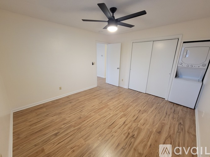 2602 S Bryan St 2 Beds Apartment for Rent - Photo gallery 4