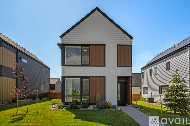3037 S 27th Ave 3 Beds Single Family Home for Rent - Photo gallery 2