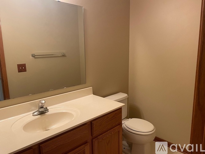 17389 Glacier Wy 2 Beds Townhouse for Rent - Photo gallery 4