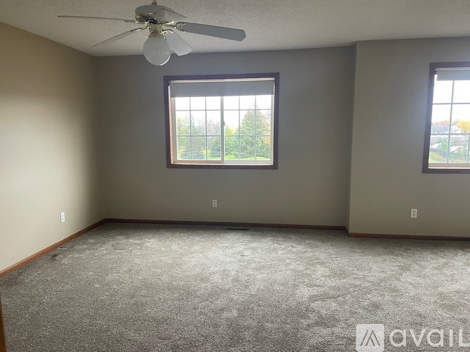 17389 Glacier Wy 2 Beds Townhouse for Rent - Photo gallery 5