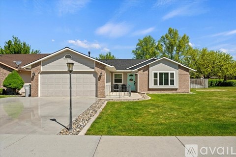 2106 Carey Place 3 Beds Apartment for Rent