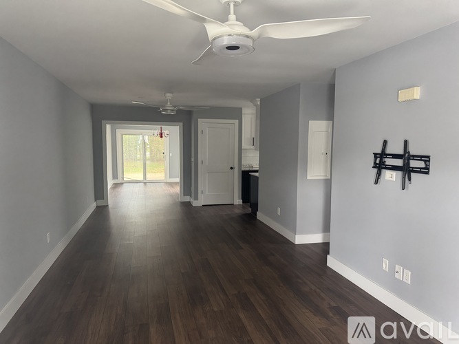 40 Woodleaf Court 3 Beds Single Family Home for Rent - Photo gallery 2