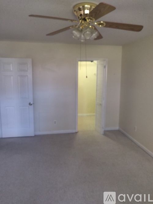3027 Chase Ln NE 1 Condo for Rent - Photo gallery 4