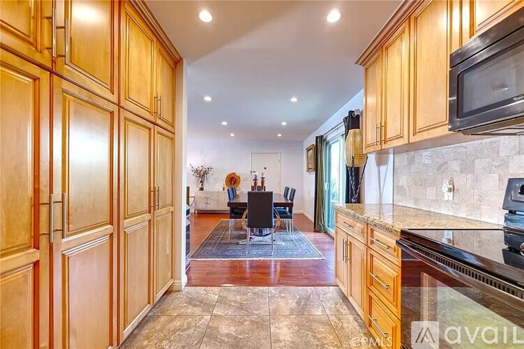 312 N. Louise Street 2 Beds Condo for Rent - Photo gallery 2