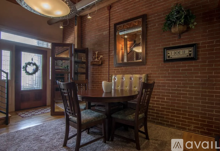 124 South Pendleton Street 2 Beds Townhouse for Rent - Photo gallery 3