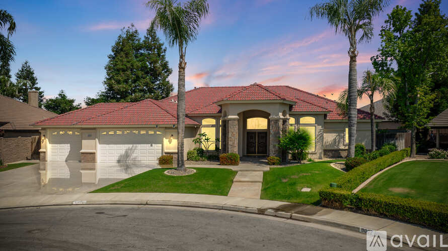 9006 Centennial Ct 5 Beds Single Family Home for Rent - Photo gallery 2