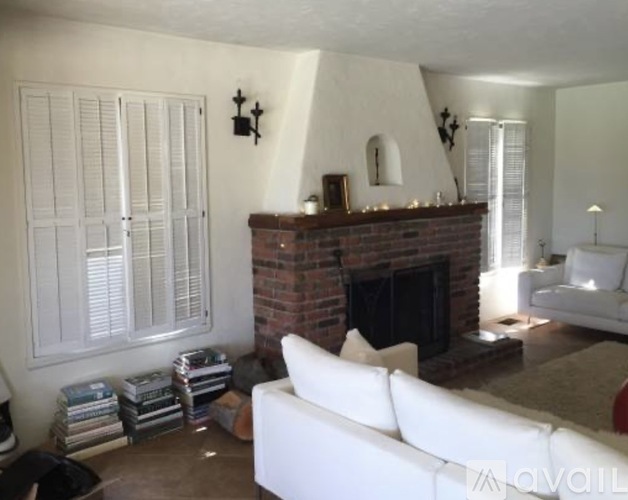 3352 Foothill Road 3 Beds Single Family Home for Rent - Photo gallery 2