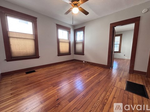 272 1St Avenue 3 Beds Apartment for Rent