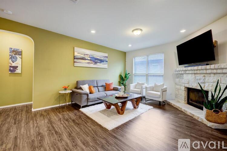 17005 Spanish Star Drive 3 Beds Single Family Home for Rent - Photo gallery 5