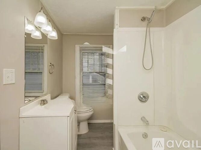 905 E Calvert St 3 Beds Single Family Home for Rent - Photo gallery 5
