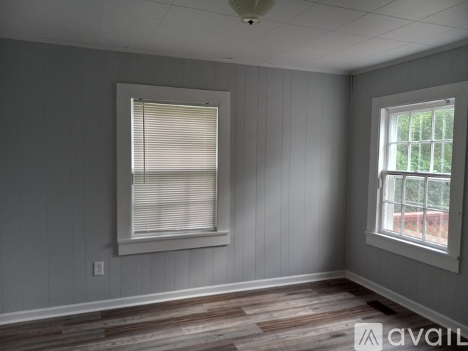 2827 Wilkinson Pike 2 Beds Single Family Home for Rent - Photo gallery 3