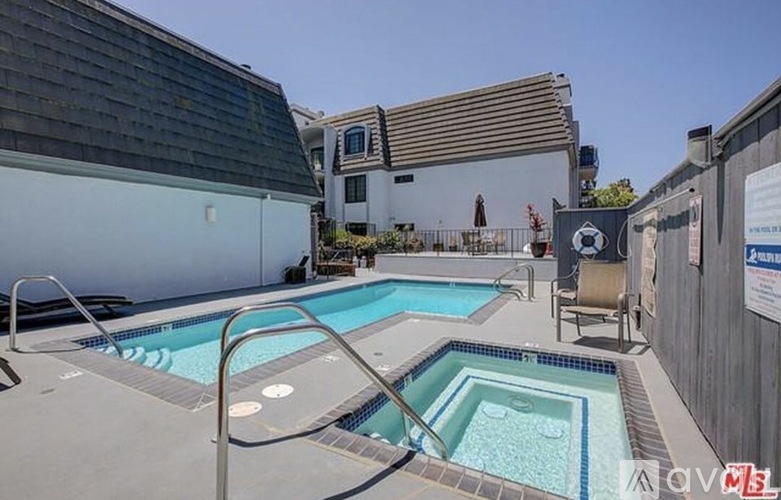 8145 Redlands Street 2 Beds Condo for Rent - Photo gallery 5