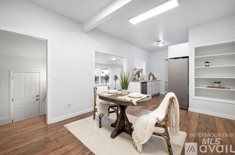 1704 Blaine St 3 Beds Apartment for Rent - Photo gallery 4