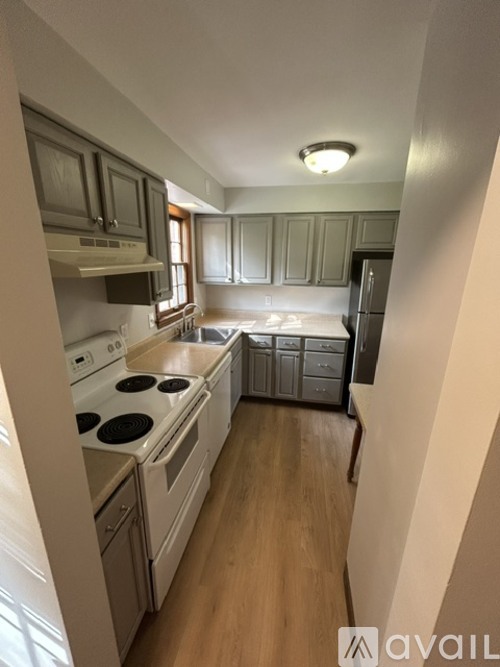 412 Anawanda Ave 3 Beds Townhouse for Rent - Photo gallery 3