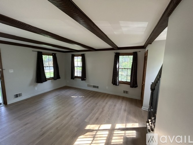 412 Anawanda Ave 3 Beds Townhouse for Rent - Photo gallery 5