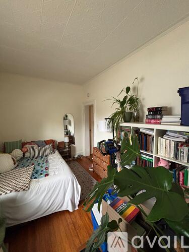 268 Yates St 3 Beds Apartment for Rent - Photo gallery 5