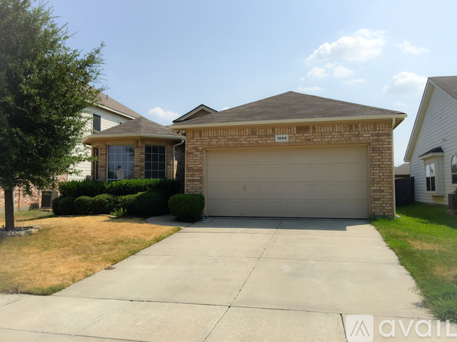 1005 Castle Top Drive 3 Beds Single Family Home for Rent - Photo gallery 1