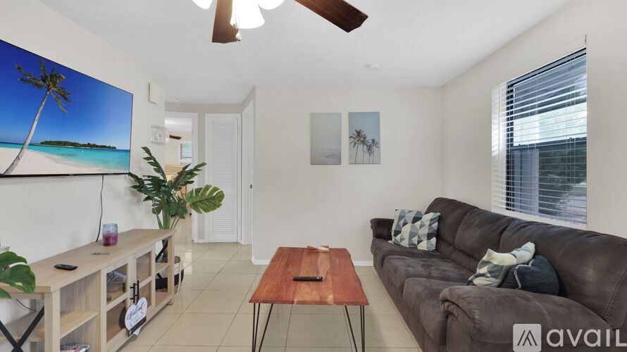 3444 Rosefield Drive 3 Beds Single Family Home for Rent - Photo gallery 3