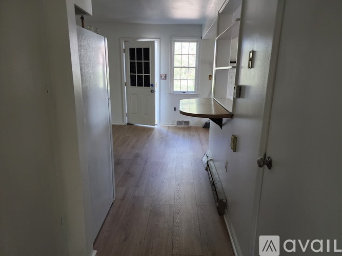 132 Seminary Lane 3 Beds Single Family Home for Rent - Photo gallery 5