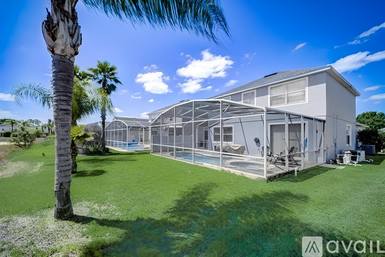 512 Birkdale Street 5 Beds Single Family Home for Rent - Photo gallery 3