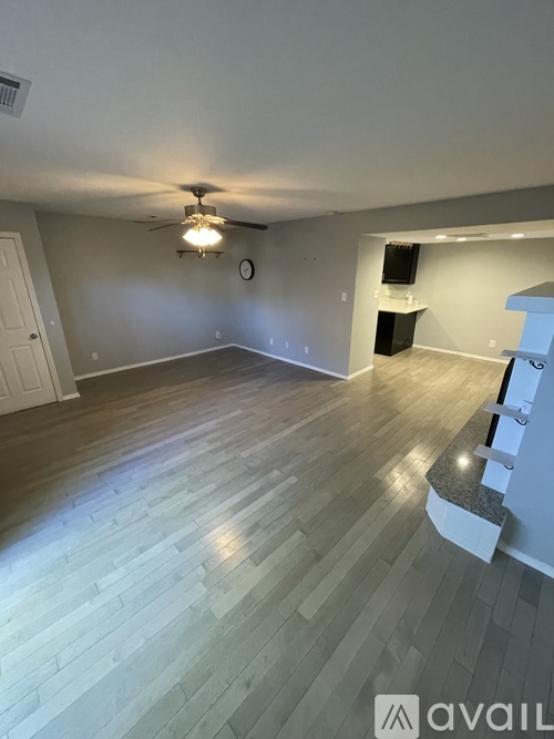 5801 Lowell Street Northeast 2 Beds Apartment for Rent - Photo gallery 4