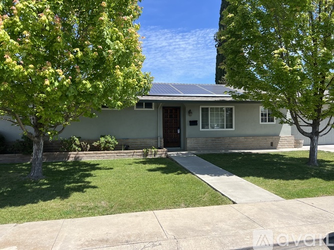 618 Madsen Dr 3 Beds Single Family Home for Rent - Photo gallery 1