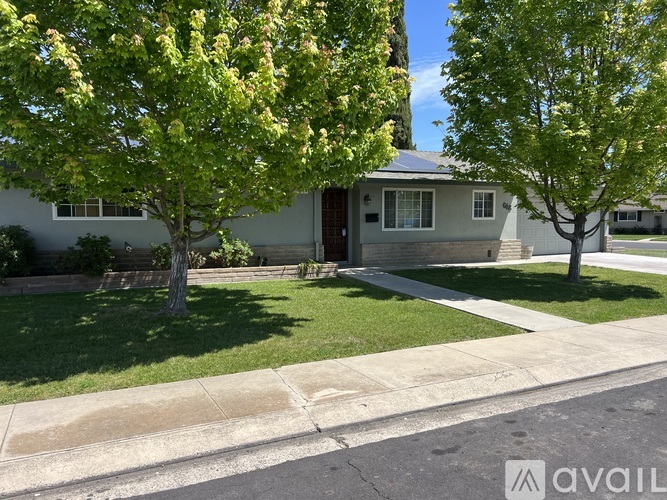 618 Madsen Dr 3 Beds Single Family Home for Rent - Photo gallery 2
