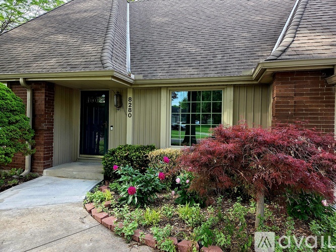 8280 W 117th St 5 Beds Single Family Home for Rent - Photo gallery 2