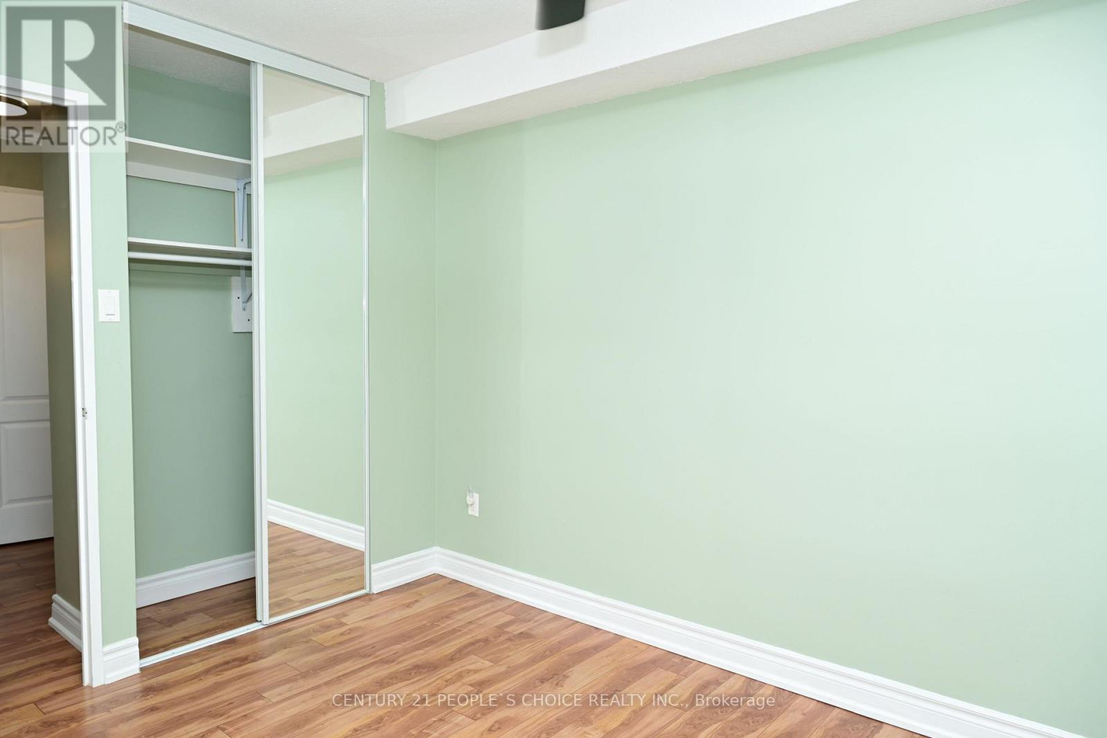 806 - 362 THE EAST MALL STREET 3 Beds Apartment, Condo, Home for Rent - Photo gallery 3
