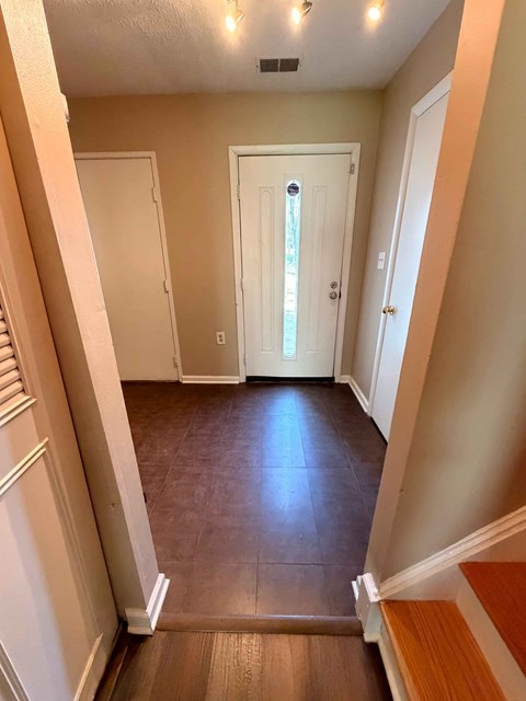 4611 Winterberry Lane 2 Beds Apartment for Rent