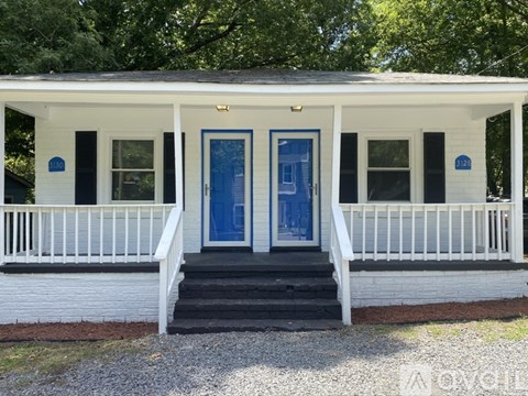3128 Ridge Avenue 2 Beds Apartment for Rent